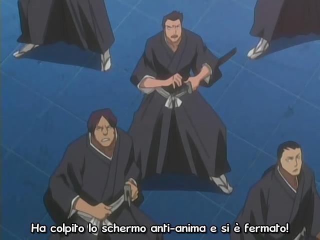 Otaku Gallery  / Anime e Manga / Bleach / Screen Shots / Episodi / 025 - Sfondare al centro con un enorme proiettile / 189.jpg